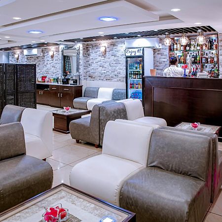 Serena Hotel Douala Extérieur photo
