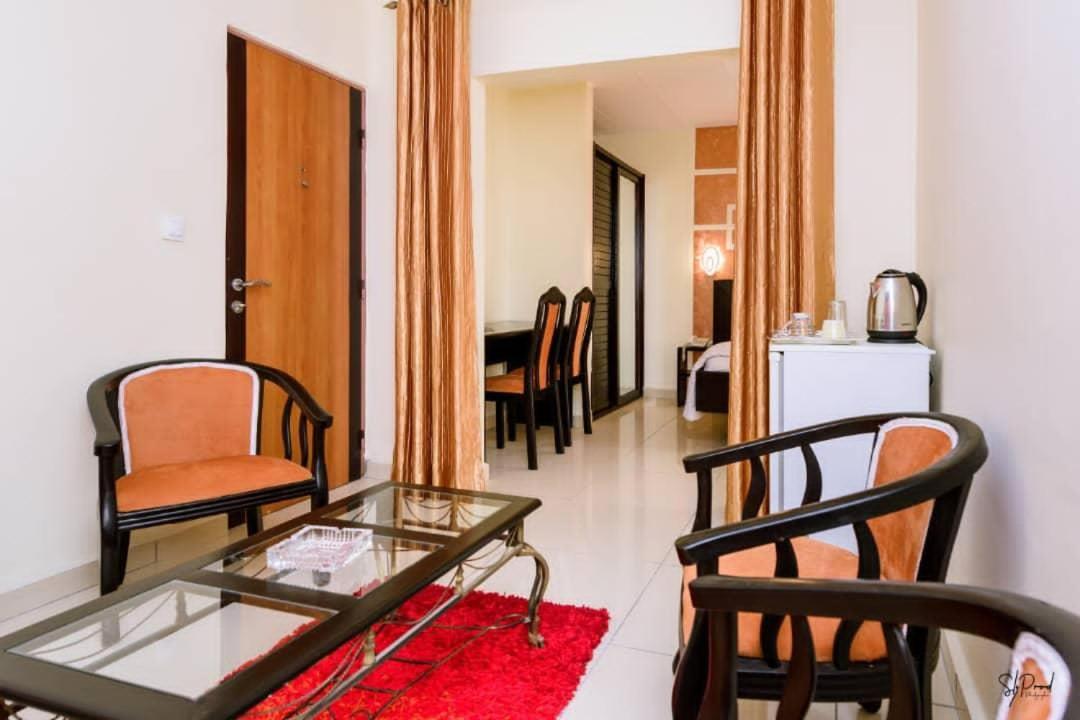 Serena Hotel Douala Extérieur photo