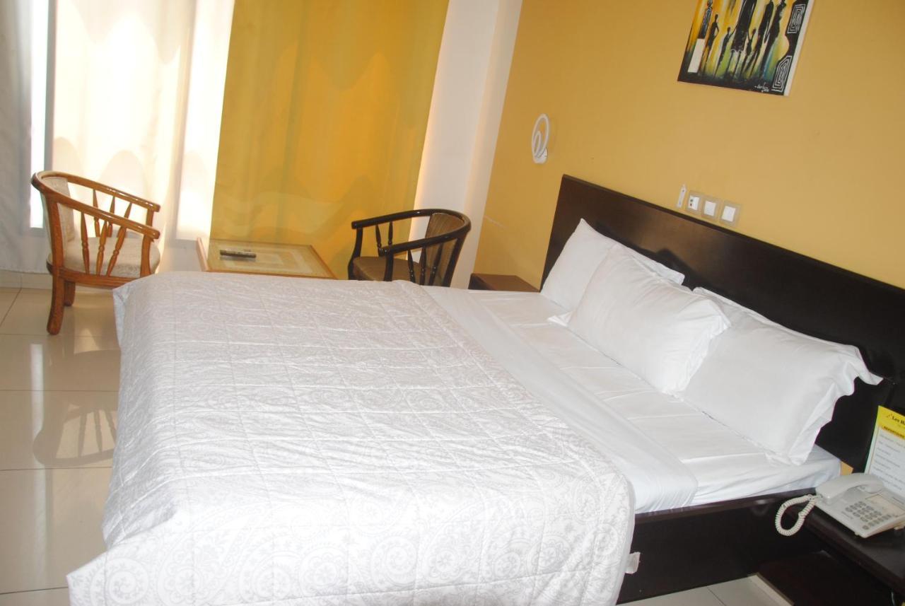 Serena Hotel Douala Extérieur photo
